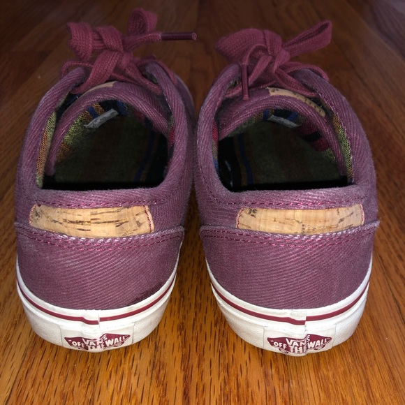 Vans Atwood Deluxe Distressed Sneaker - Picture 4 of 6